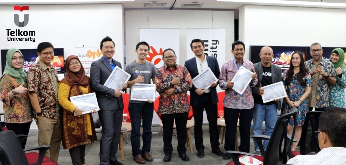 mm feb gelar diskusi panel 1
