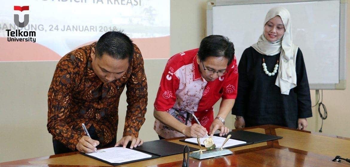 mou dengan the hatch 1