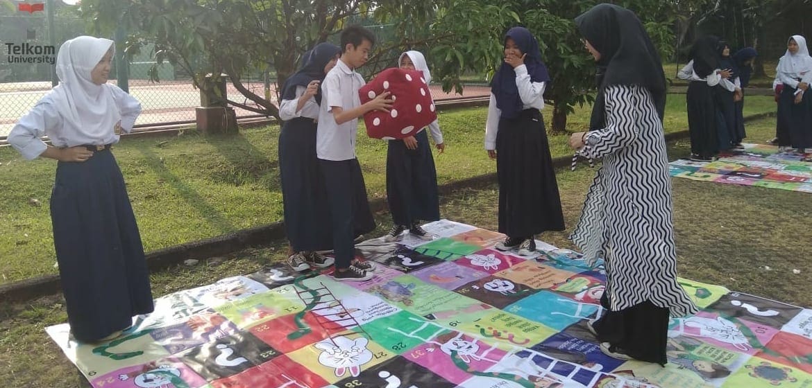 30 Ular Tangga Reborn Permainan Edukatif Tingkatkan Kemampuan Komunikasi Buatan Mahasiswa Telkom University 1