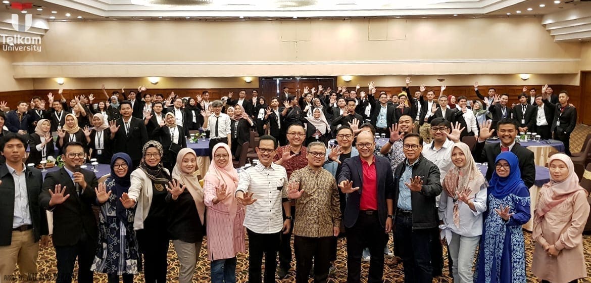 23 INCREASE Berbisnis Melalui Perkembangan Teknologi Informasi