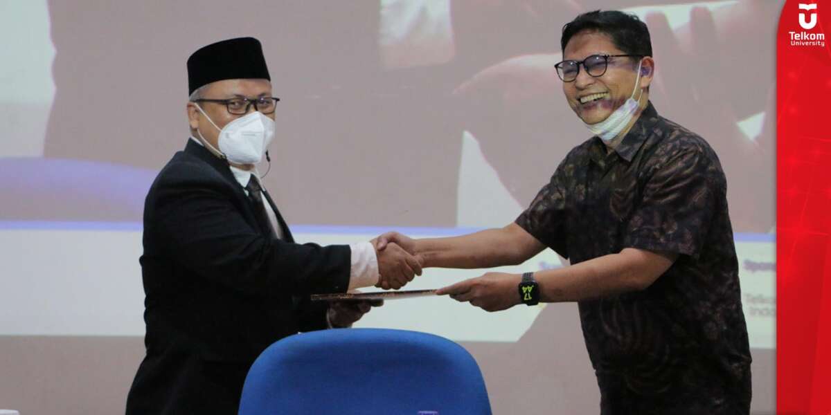 rektor Telkom University terpilih sebagai ketua APTIKOM Jabar