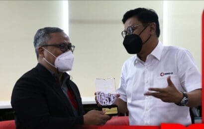 tel-u dan mind kembangkan mobil listrik