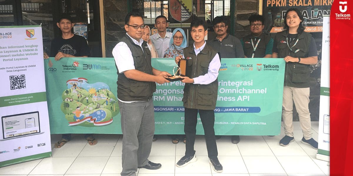 Mahasiswa Tel-U Meningkatkan Pelayanan Publik di Desa Langonsari