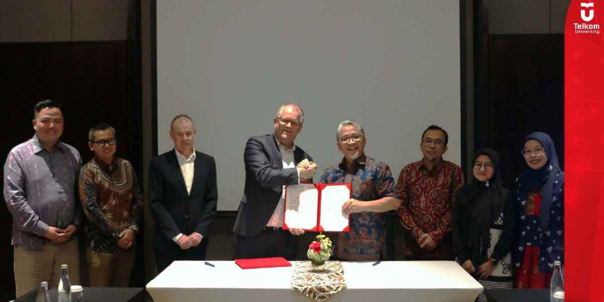 Deakin dan Lancester