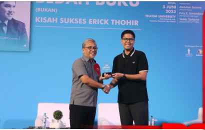 Bedah Buku Erick Thohir