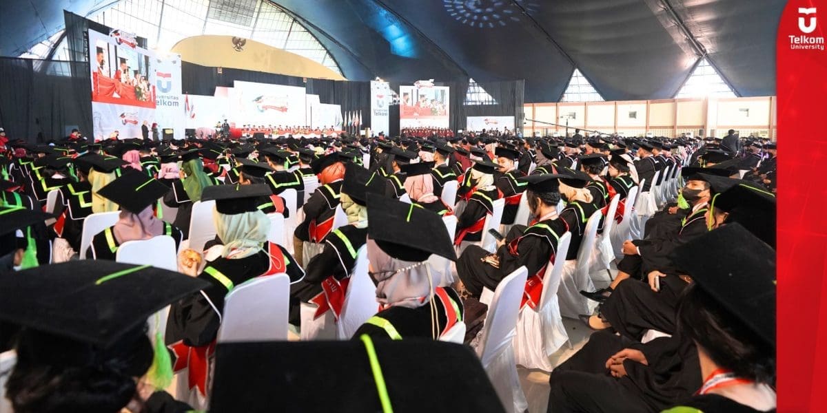 Wisuda Telkom University
