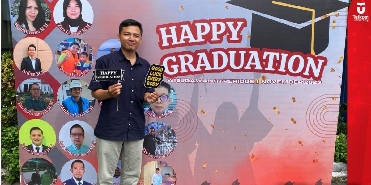 Cerita Keberhasilan Mahasiswa Magister Tel U yang Lulus dengan IPK Sempurna 
