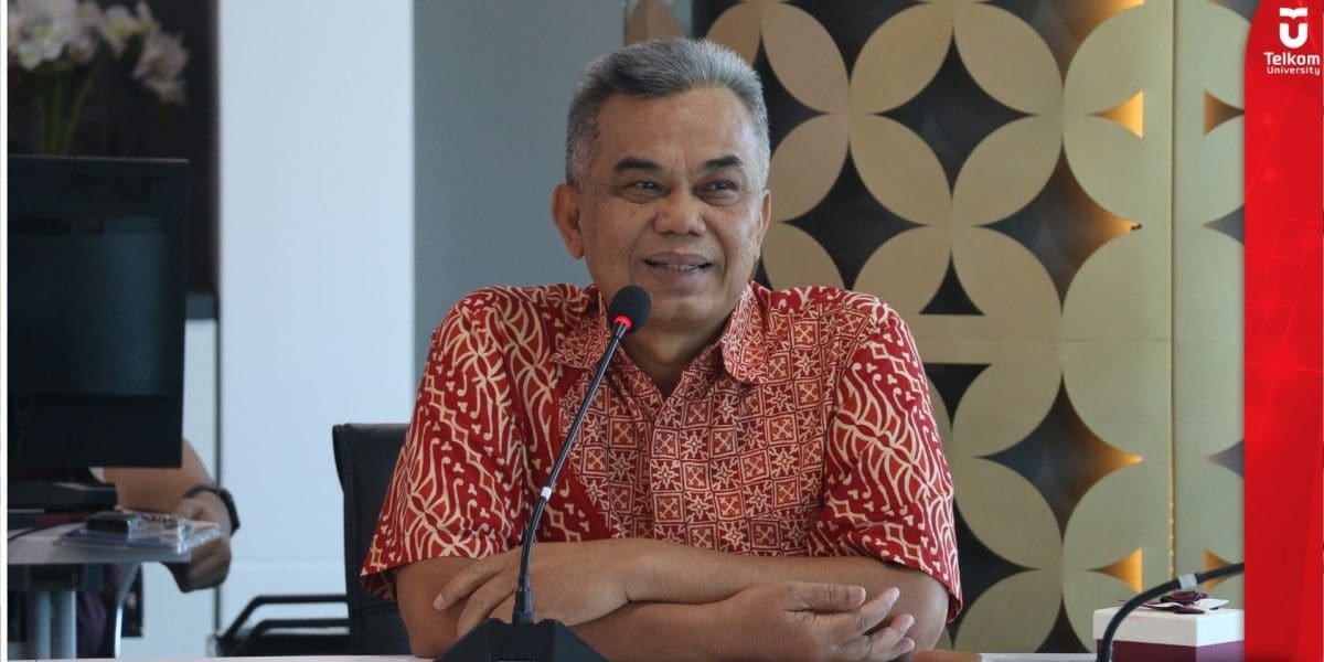 Tel U Berikan Penghormatan Kepada Dr AMA Suyanto Setelah 15 Tahun Masa Bakti