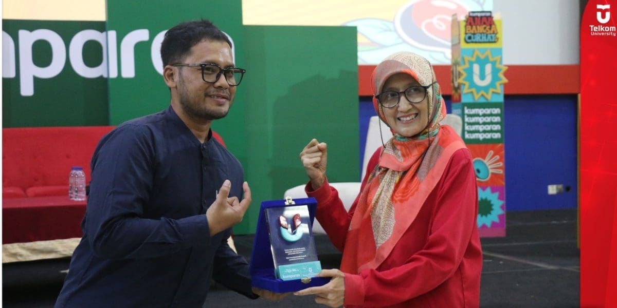  Jembatani Kegelisahan Mahasiswa Tentang Masa Depan Tel U dan Kumparan Gelar Anak Bangsa Curhat