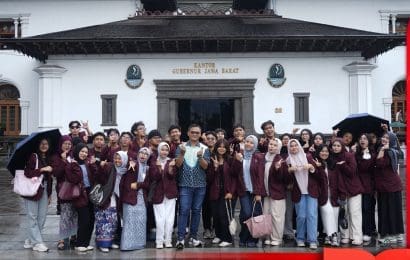 Kunjungan Edukatif Mahasiswa Telkom University Pelajari Sistem Keamanan Siber di Jabar Command Center
