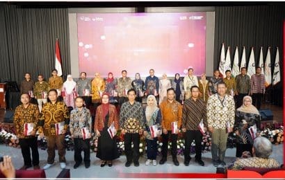 Telkom University Lantik Dekan dan Pimpinan Unit Pengelola Program Studi Universitas Telkom Periode 2025 2030