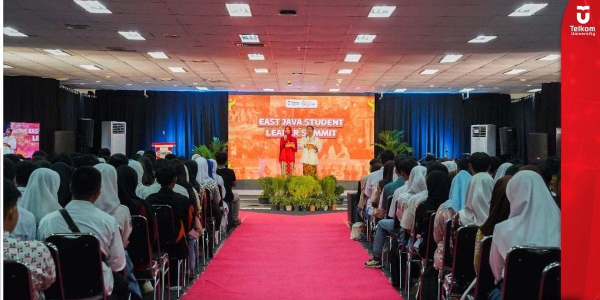 Telkom University Surabaya Sukses Gelar East Java Student Leader Summit 2025