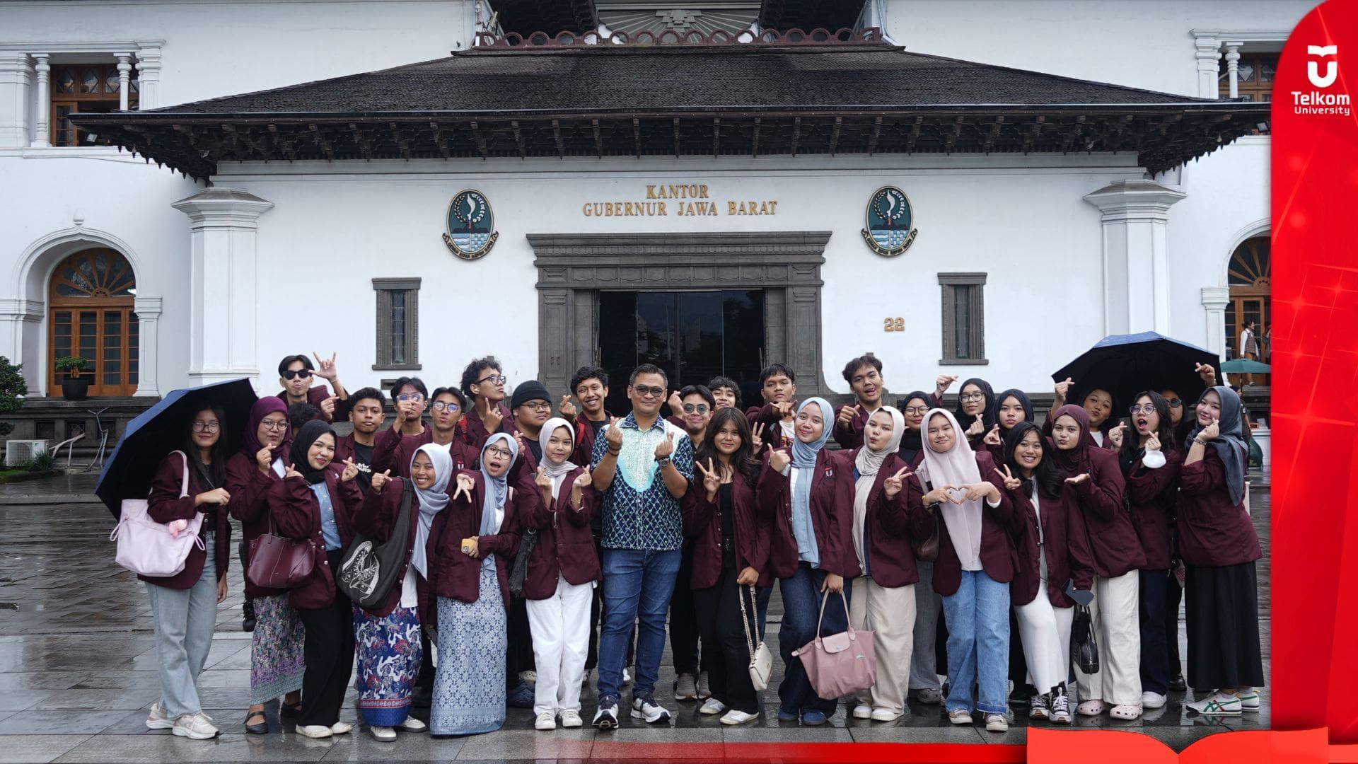 Kunjungan Edukatif Mahasiswa Telkom University, Pelajari Sistem Keamanan…