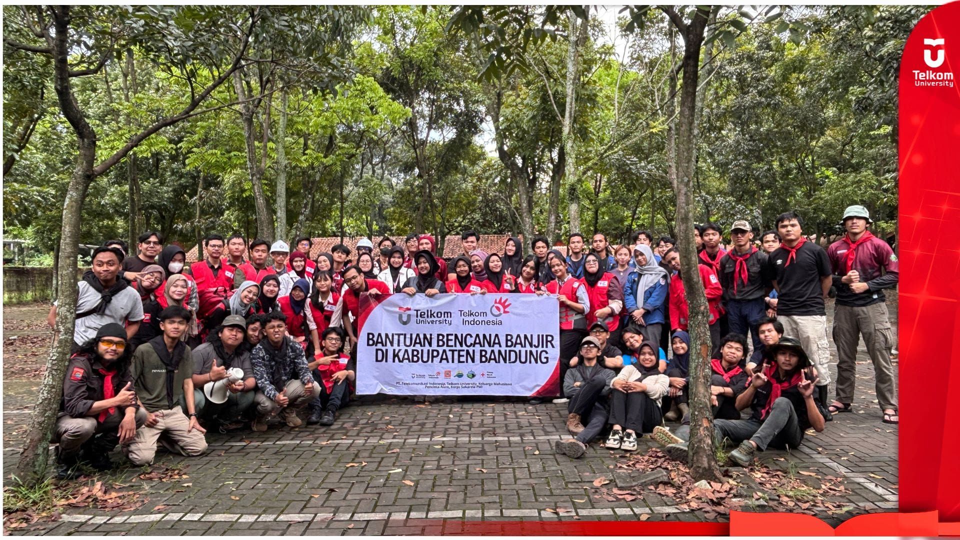 Mahasiswa Tel-U Bergerak untuk Membantu Korban Banjir di…
