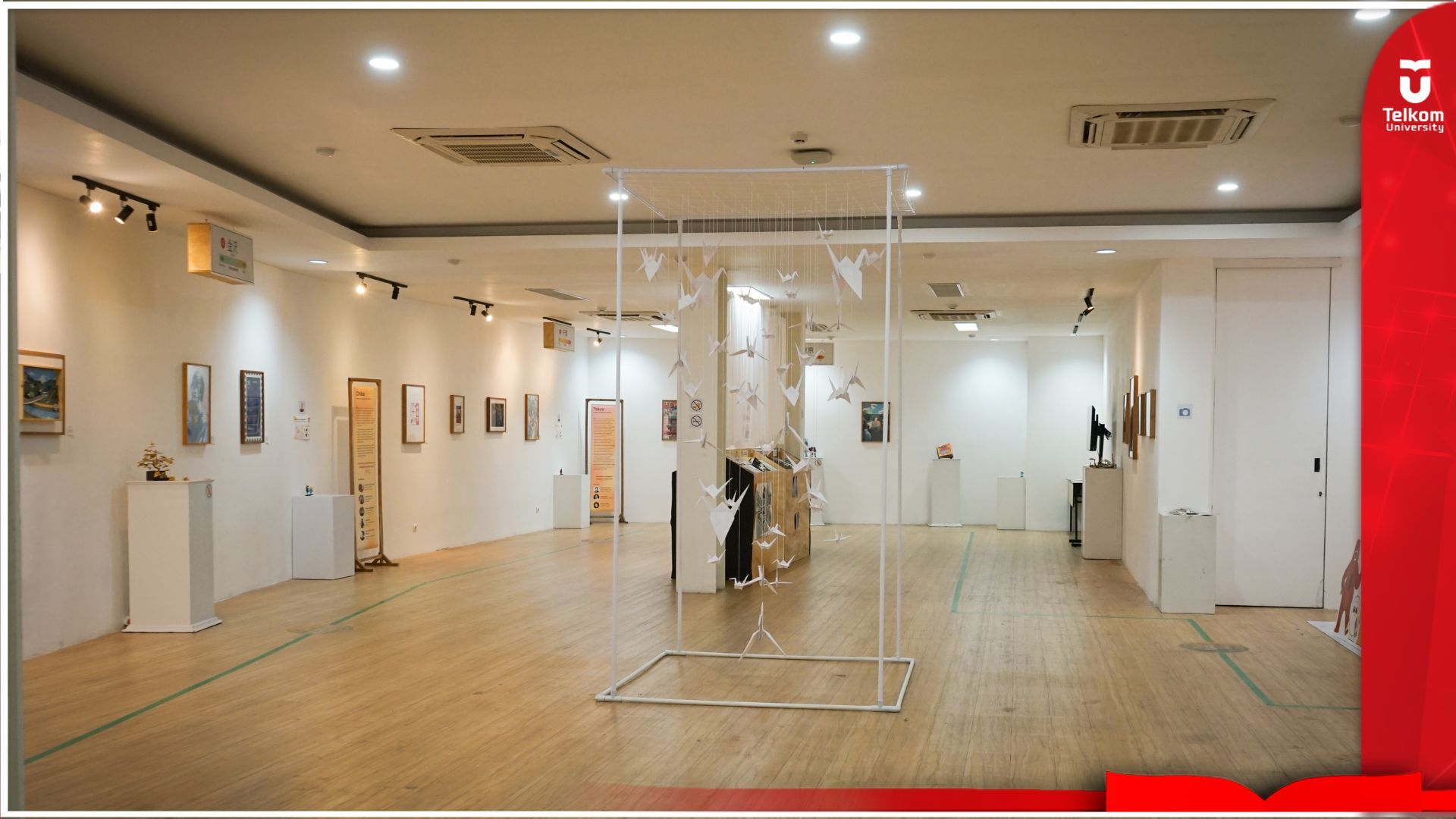 Tabimatsuri: Pameran Seni Internasional Karya Kreatif Mahasiswa Tel-U